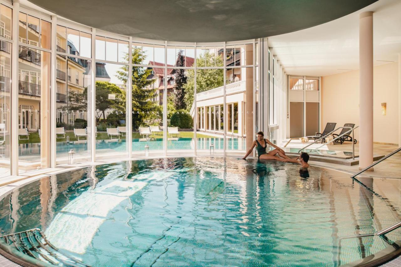 Falkensteiner Spa Resort มาเรียอานซเกลาซนี ภายนอก รูปภาพ The indoor swimming pool