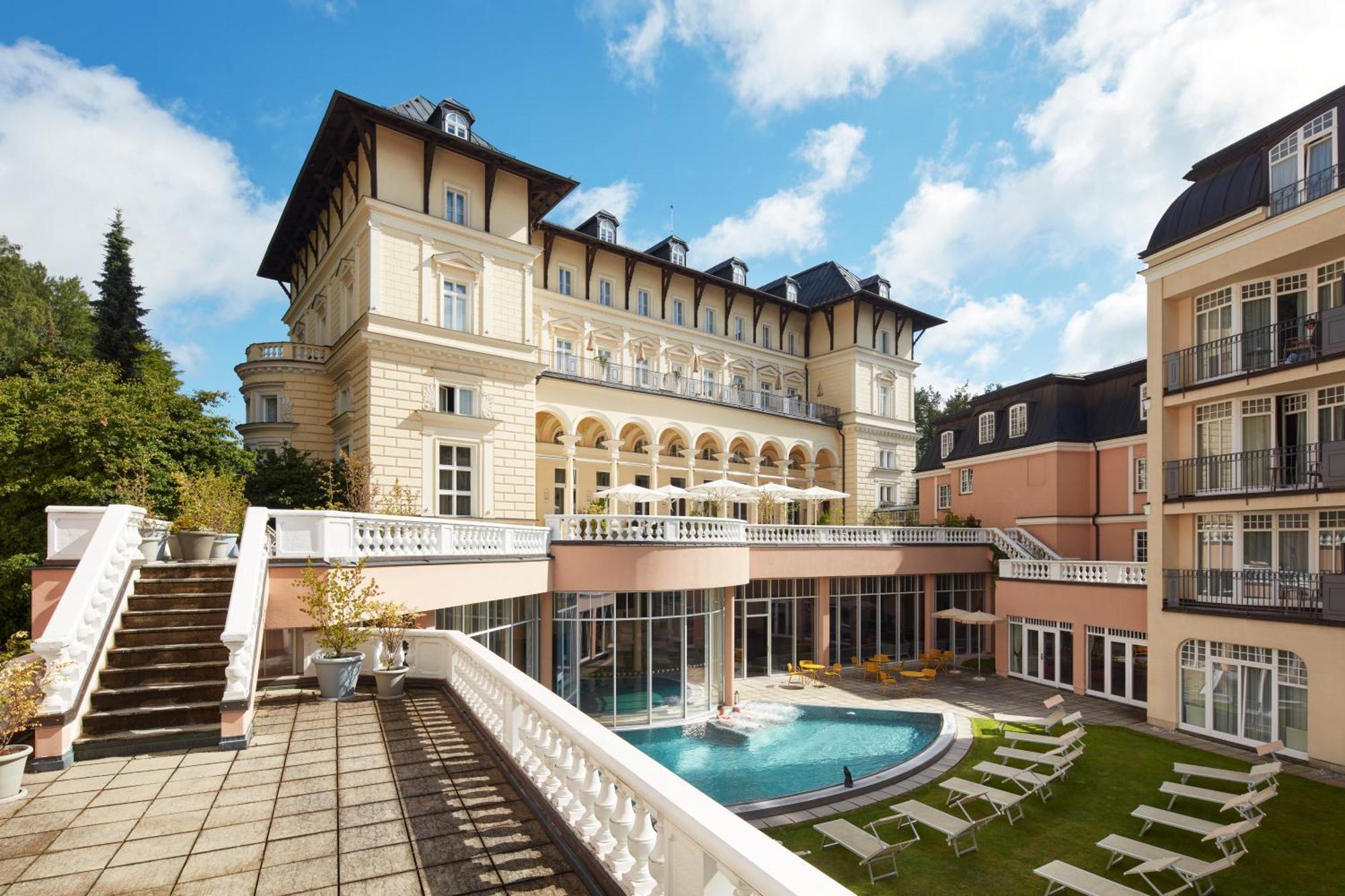 Falkensteiner Spa Resort มาเรียอานซเกลาซนี ภายนอก รูปภาพ