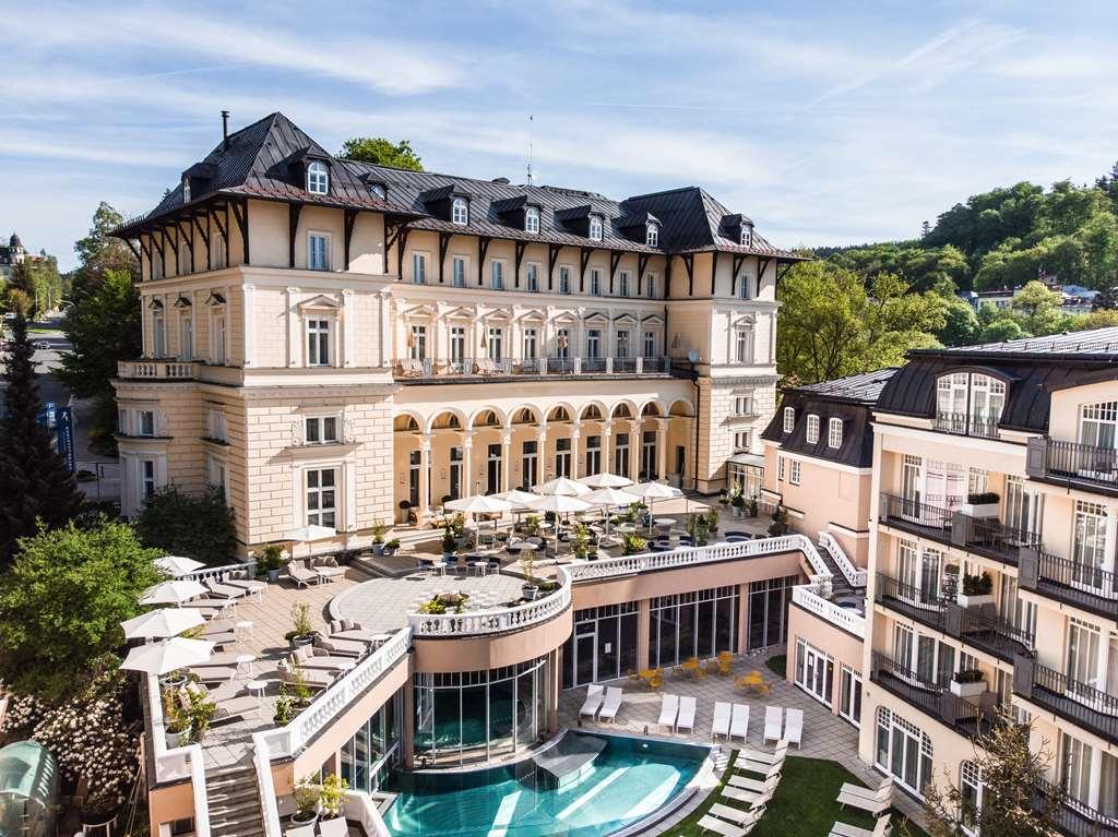 Falkensteiner Spa Resort มาเรียอานซเกลาซนี ภายนอก รูปภาพ